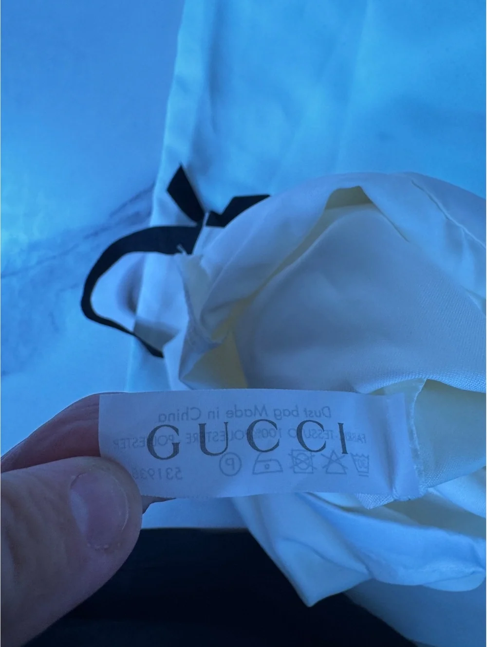 Gucci White Drawstring Shoe Dust Bags Set of 2 Satin 17x8 New